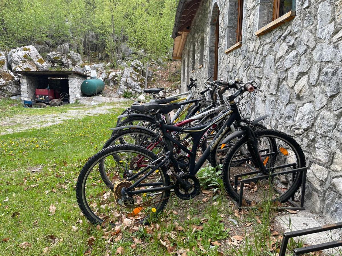 Bujtine-Restorant Rilindja Valbone Exterior foto